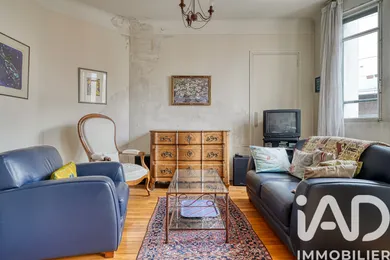 Apartment in Paris (75015)