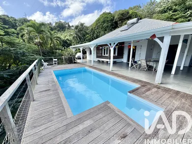 Maison à Sainte-Marie (97230)