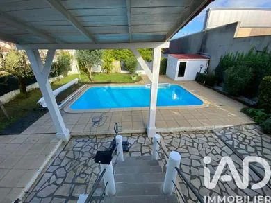 Townhouse in La Roche-sur-Yon (85000)