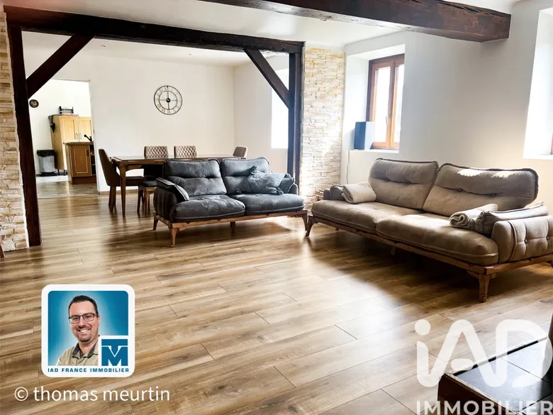 Maison 8 pièces 256 m² · à Le Boullay-Mivoye · 256 m² · 392 000 €