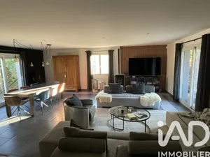 Maison traditionnelle à La Chapelle-de-la-Tour (38110)