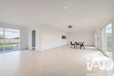 Maison à Ambarès-et-Lagrave (33440)