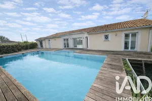 House in Ambarès-et-Lagrave (33440)