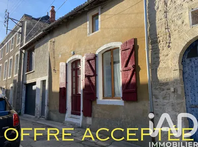 Townhouse in Saint-Maixent-l'École (79400)