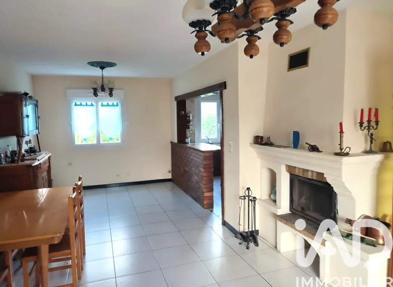 Maison 4 pièces 136 m² · à La Bruère-sur-Loir · 136 m² · 59 900 €