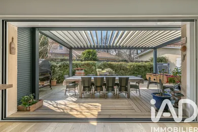 Traditional house in Lanton (33138)