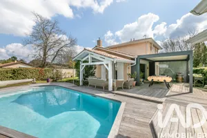 Traditional house in Lanton (33138)