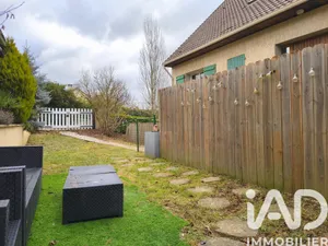 Duplex in Saint-Arnoult-en-Yvelines (78730)