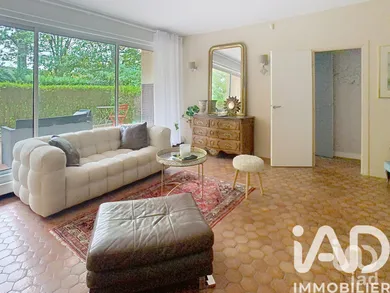 Apartment in Vaucresson (92420)