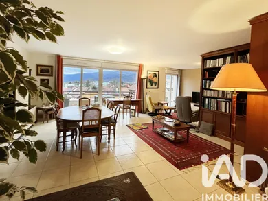 Appartement à Saint-Genis-Pouilly (01630)