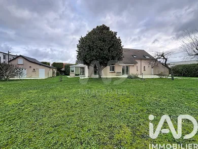 Detached house in Auxerre (89000)