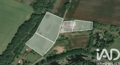 Terrain agricole  à Saint-Savin (86310)