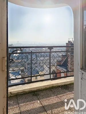 Apartment in Paris (75016)