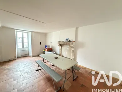 Maison de ville à Courcelles-la-Forêt (72270)