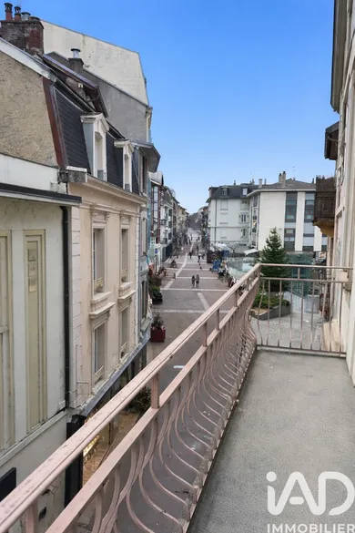 Apartment in Évian-les-Bains (74500)