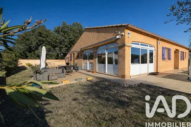 Traditional house in Grillon (84600)