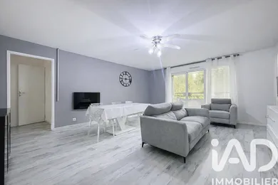 Apartment in Rosny-sous-Bois (93110)