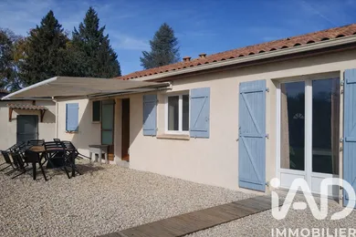 Traditional house in Saint Aulaye-Puymangou (24410)