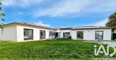 Traditional house in La Tremblade (17390)