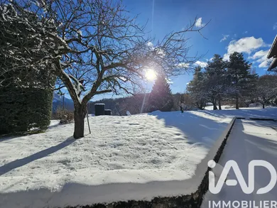 Architectural house in Savines-le-Lac (05160)