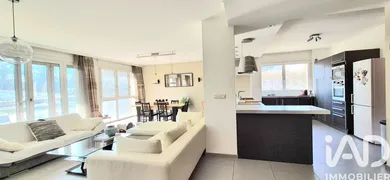 Apartment in Saint-Étienne (42100)