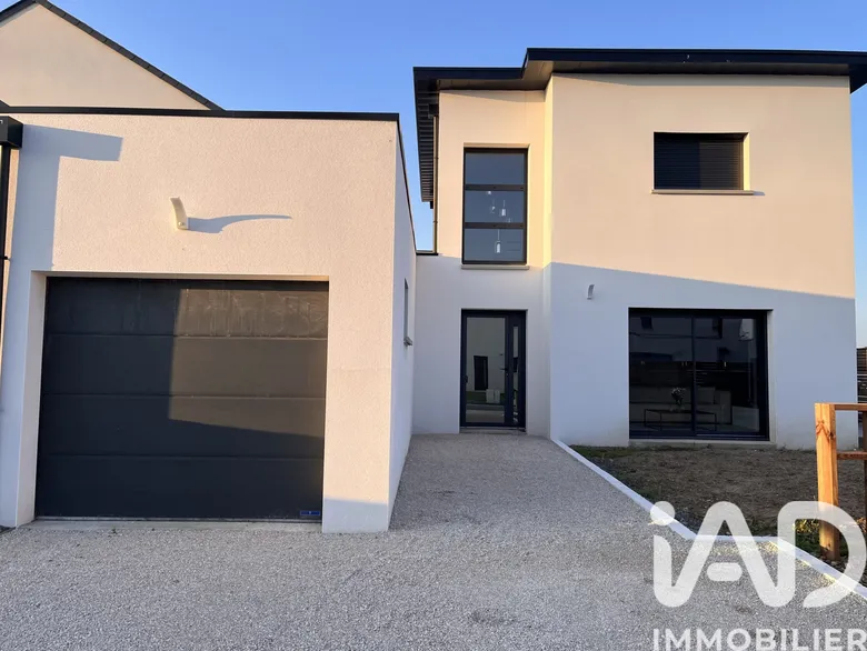 Maison 5 pièces 125 m² · à Écouflant · 125 m² · 399 000 €