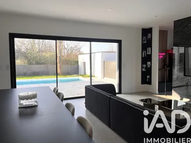 Maison à Saint-Barthélemy-D'anjou (49124)