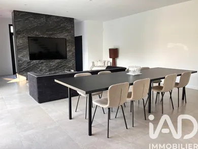 Maison à Saint-Barthélemy-D'anjou (49124)