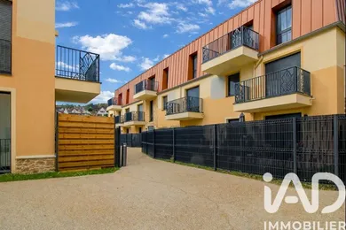 Appartement à Hardricourt (78250)