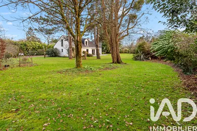 Architectural house in La Chapelle-sur-Erdre (44240)