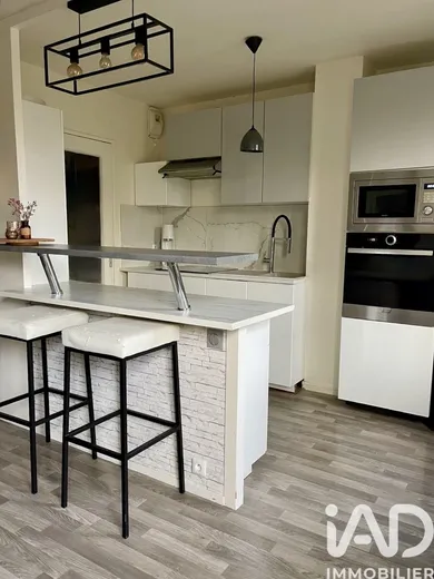 Apartment in Éragny (95610)