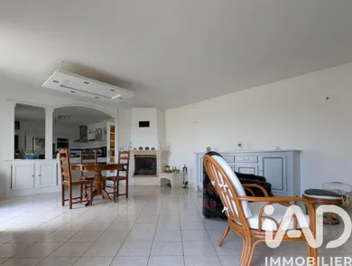 Detached house in Thouars (79100)