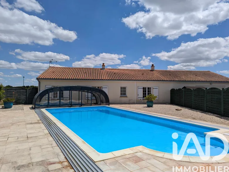 Maison 7 pièces 155 m² · à Thouars · 155 m² · 219 500 €