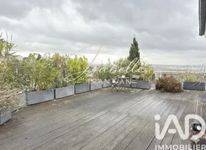 Architectural house in La Frette-sur-Seine (95530)