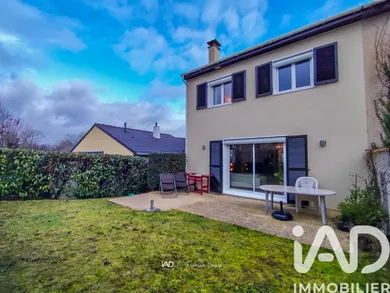 Maison traditionnelle à Épône (78680)