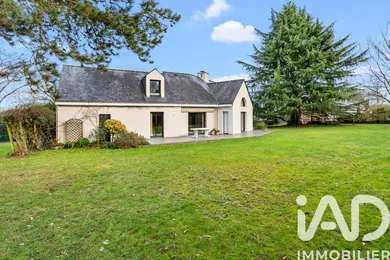 Architectural house in La Chapelle-sur-Erdre (44240)