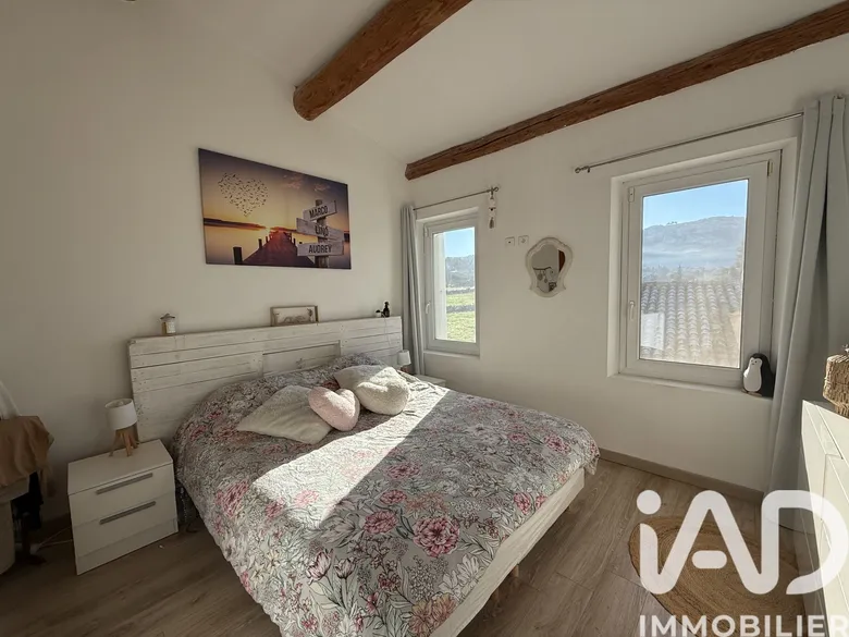 Maison 4 pièces 150 m² · à Le Castellet · 150 m² · 565 000 €