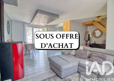 Traditional house in Nézel (78410)