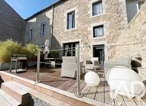 Maison de ville à Quintin (22800)