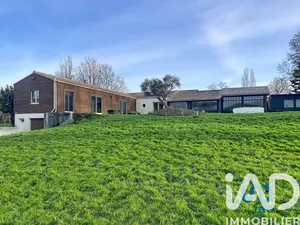 Park home in Saint-Maixent-de-Beugné (79160)