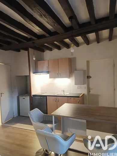 Studio in Les Essarts-le-Roi (78690)