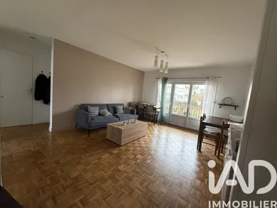 Apartment in Angers (49000)