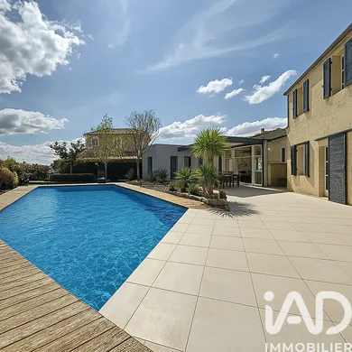 Architectural house in Caux (34720)