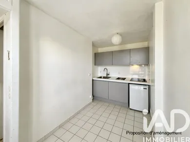 Apartment in Nantes (44300)