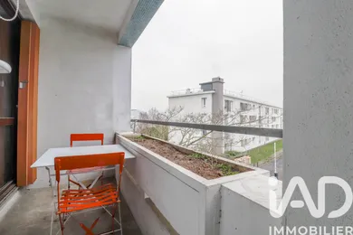 Apartment in Villebon-sur-Yvette (91140)