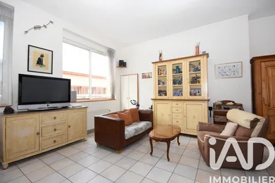 Apartment in Villeurbanne (69100)