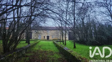 Grange à Lichéres (16460)