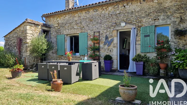 Maison 8 pièces 282 m² · à Blasimon · 282 m² · 393 000 €