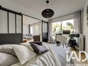 Apartment in Bougival (78380)