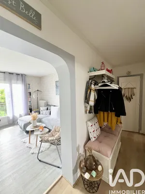 Apartment in Les Pavillons-sous-Bois (93320)